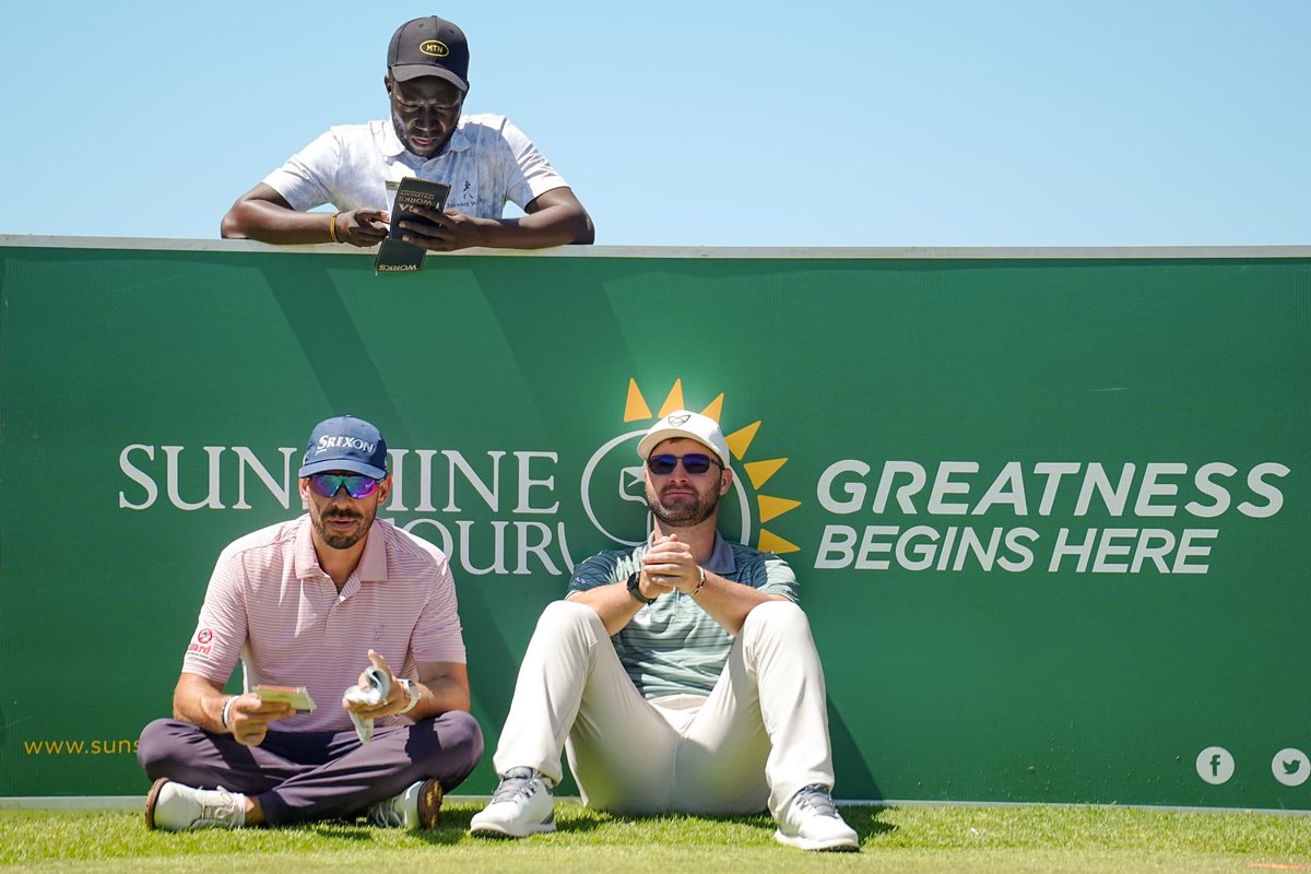 RonaldRugumayo's tweet image. What a start! Fired a 67 (-5) to kick off the VOG finals at the stunning @PezulaGolf 
 The momentum is building. Time to rest, reset, and do it all again tomorrow. Let’s go!  #VOGFinals #Pezula #RoundOne
@EA_SwingGolf 
@GOLFAFRICA28892 
#MayoGolfingToInspire⛳️🏌‍♀️💪