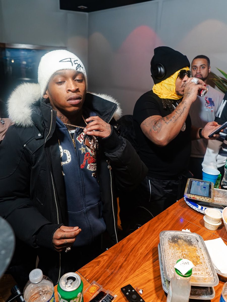 wavecheckers's tweet image. Max B in the studio with Lola Brooke, Kyle Richh &amp;amp; 41 🔥