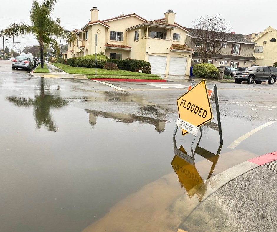 CityofSanDiego's tweet image. 🌧️ Another storm system is expected in San Diego. Heavy rainfall is forecasted for late Thursday, and rain could persist into Friday. 

To report storm-related issues like flooding or fallen branches, report it on the Get It Done app or call 619-527-7500.