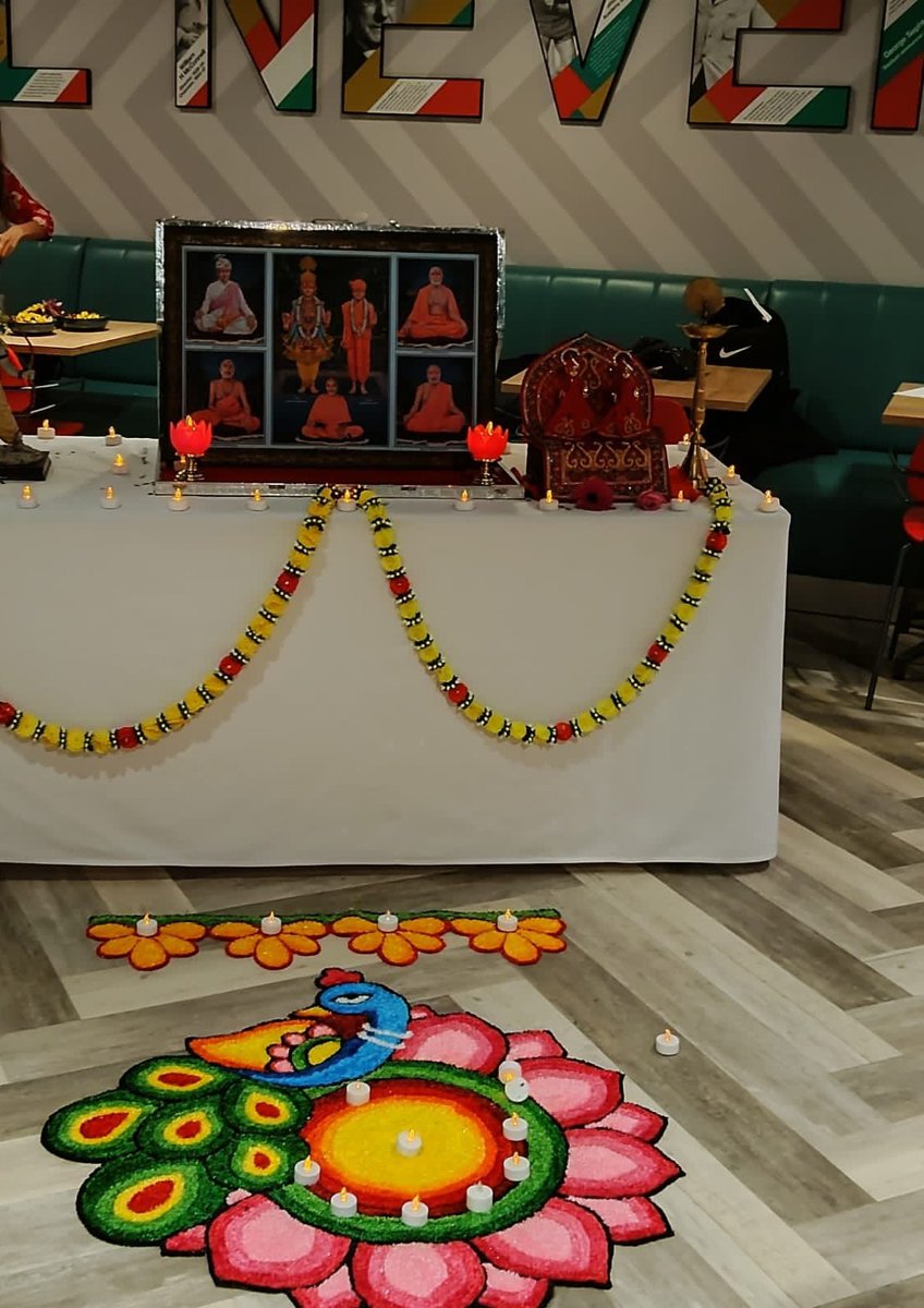 Nehaaaa_c's tweet image. Couldn&apos;t believe my Deepavali celebrations still continues 😇. Was an awesome event Roopa. Just read it in the club news too :). Literally a history made @LFC 👏. Really grateful, thanks to all. Unity in diversity. #LFCfamily #Diwali #Inclusion