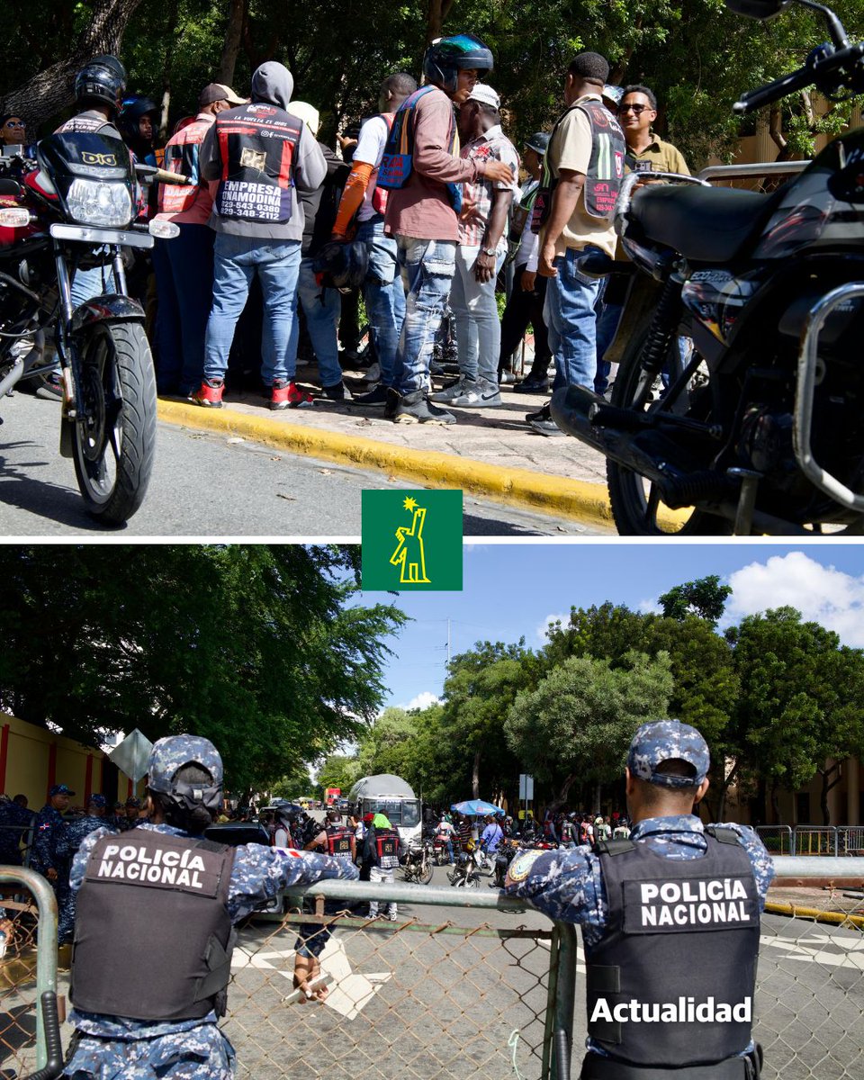 DiarioLibre's tweet image. 🌇 |#CiudadDL| Los manifestantes solicitaron al presidente Luis Abinader cumpla su promesa de donar 100,000 cascos homologados

🔗ow.ly/fFiU50XuPMe

#DiarioLibre #Cascos  #CascosHomologados #Motoconchistas