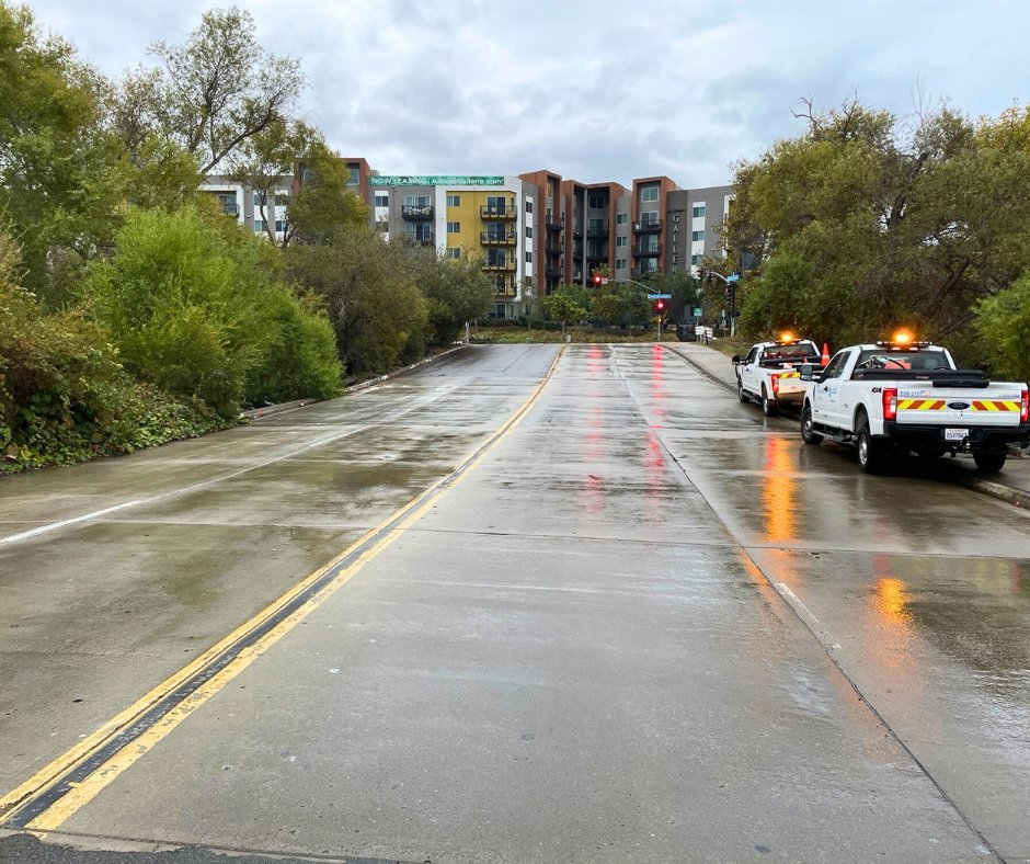 CityofSanDiego's tweet image. 🌧️ Another storm system is expected in San Diego. Heavy rainfall is forecasted for late Thursday, and rain could persist into Friday. 

To report storm-related issues like flooding or fallen branches, report it on the Get It Done app or call 619-527-7500.