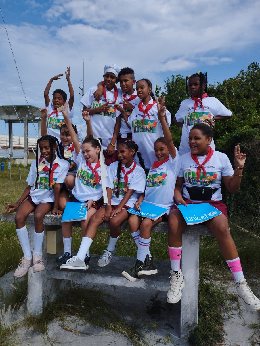 El Día Mundial de la Infancia👧🧒👶 surgió para conmemorar la adopción de la Declaración de los Derechos del Niño (1959) y la Convención sobre los Derechos del Niño (1989).
#Prosalud
#DíaMundialDeLaInfancia