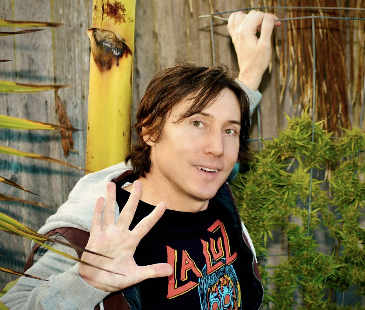 ReadJThompson's tweet image. #jeremythompson #is #reality