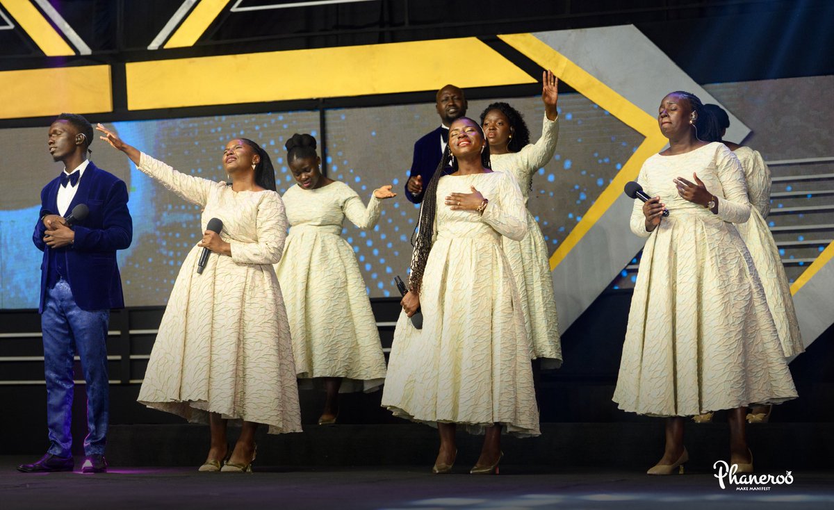 Phanerookampala's tweet photo. I love Your voice, You have led me through the fire. In darkest nights, You were close like no other. I've known You as a FATHER, I've known You as a FRIEND and I have lived in the goodness of God.

https://t.co/zUP2yxm75b

#Worship
#Phaneroo | #LiveNow https://t.co/OrhNwmsosb