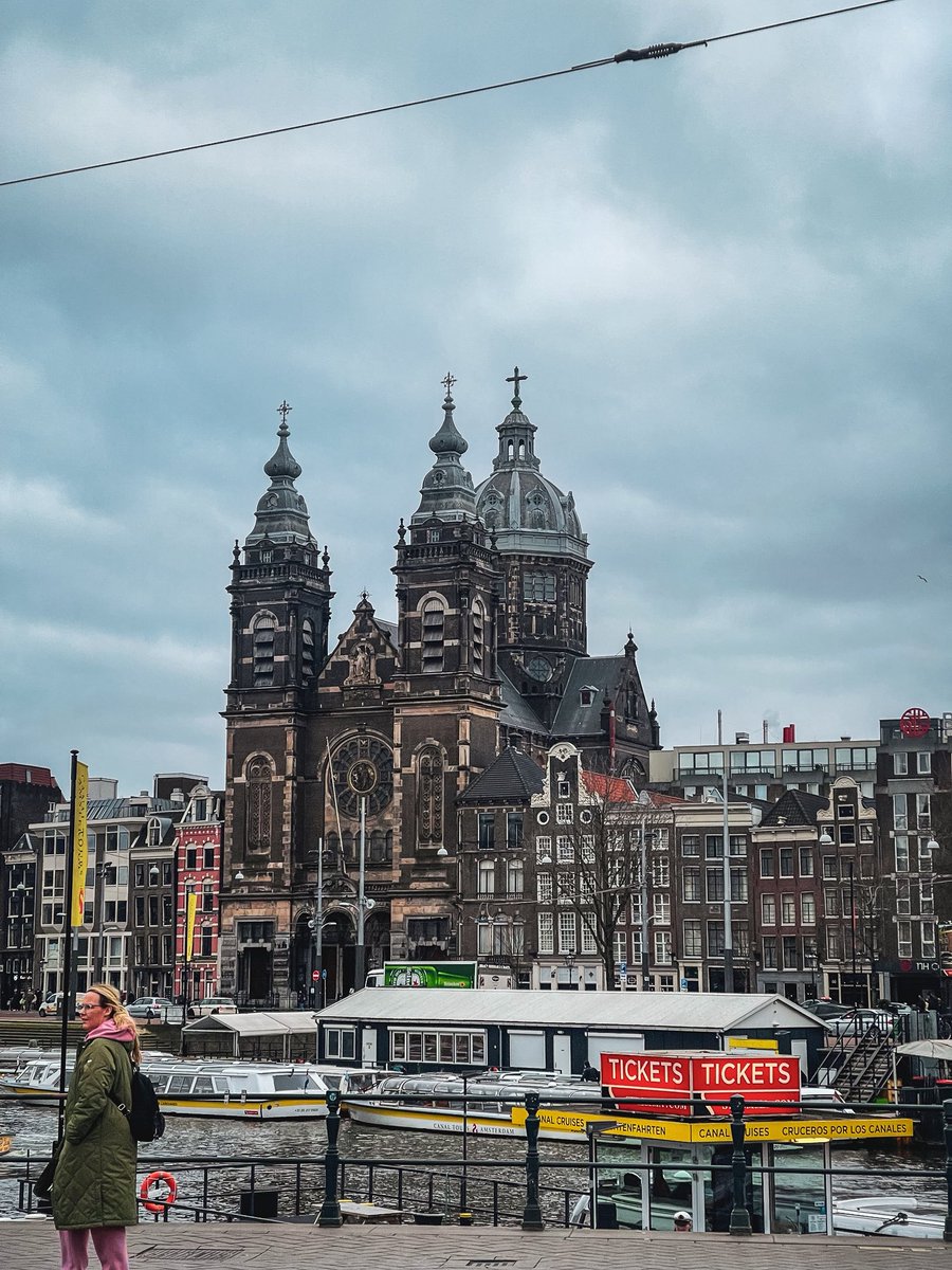 DAY 19: SOMETHING YOU WANT ( TAKE ME BACK TO NETHERLANDS)
#30daysphotoshopchallenge