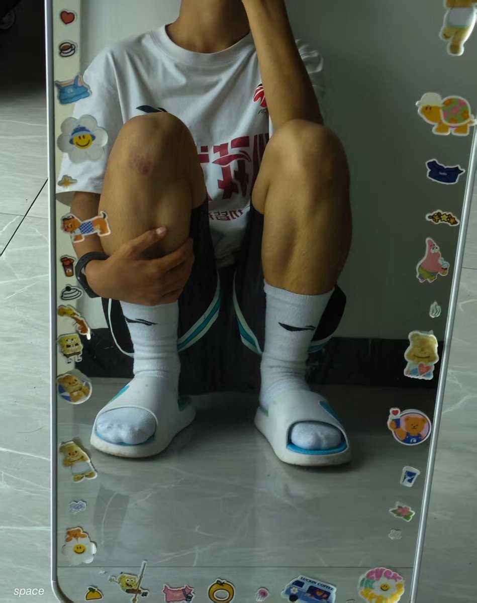 1314space520's tweet photo. 高中生挑战你寄什么我玩什么 #体育生s #高中生弟弟 #帅哥 #捆绑 https://t.co/r8rLz1VWbT