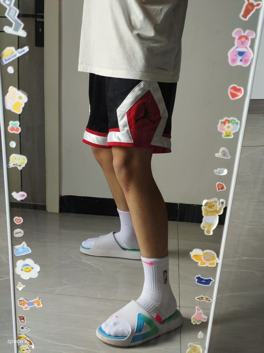 1314space520's tweet photo. 高中生挑战你寄什么我玩什么 #体育生s #高中生弟弟 #帅哥 #捆绑 https://t.co/r8rLz1VWbT