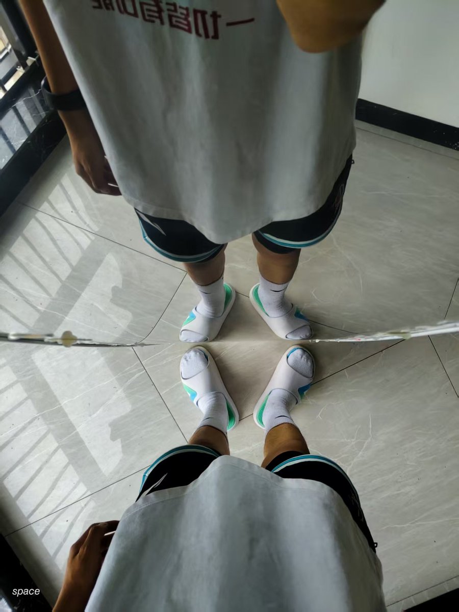 1314space520's tweet photo. 高中生挑战你寄什么我玩什么 #体育生s #高中生弟弟 #帅哥 #捆绑 https://t.co/r8rLz1VWbT