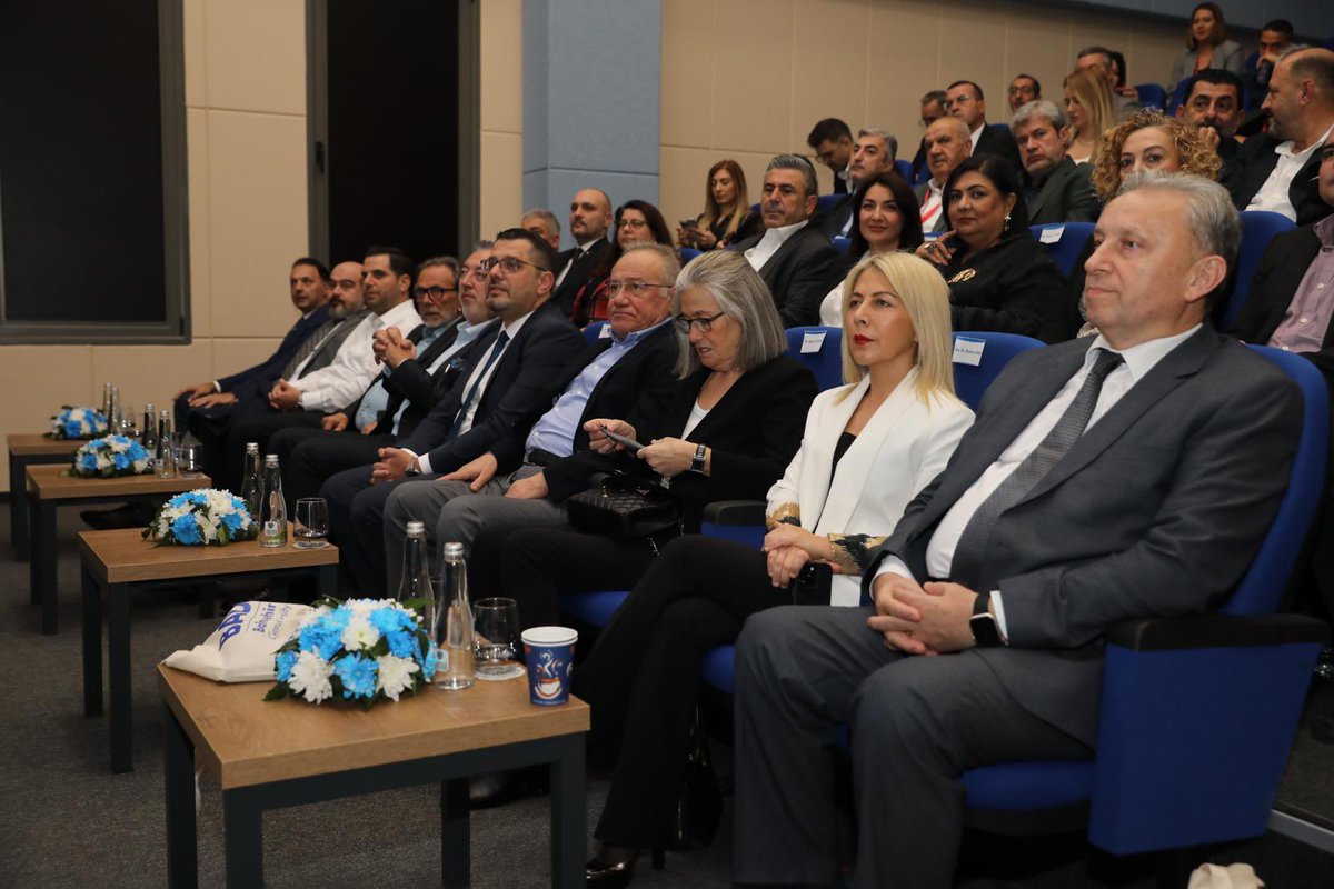 Bahçeşehir Koleji olarak, "Geçmişten güç alıyor, geleceğe iz bırakıyoruz” temalı yönetim zirvemizde, kurucularımız ve yöneticilerimizle Bahçeşehir Kıbrıs Üniversitesi’nde bir araya geldik. Ülkemizin eğitim vizyonuna en güçlü katkıda bulunmak için öncü olarak çıktığımız yolda,