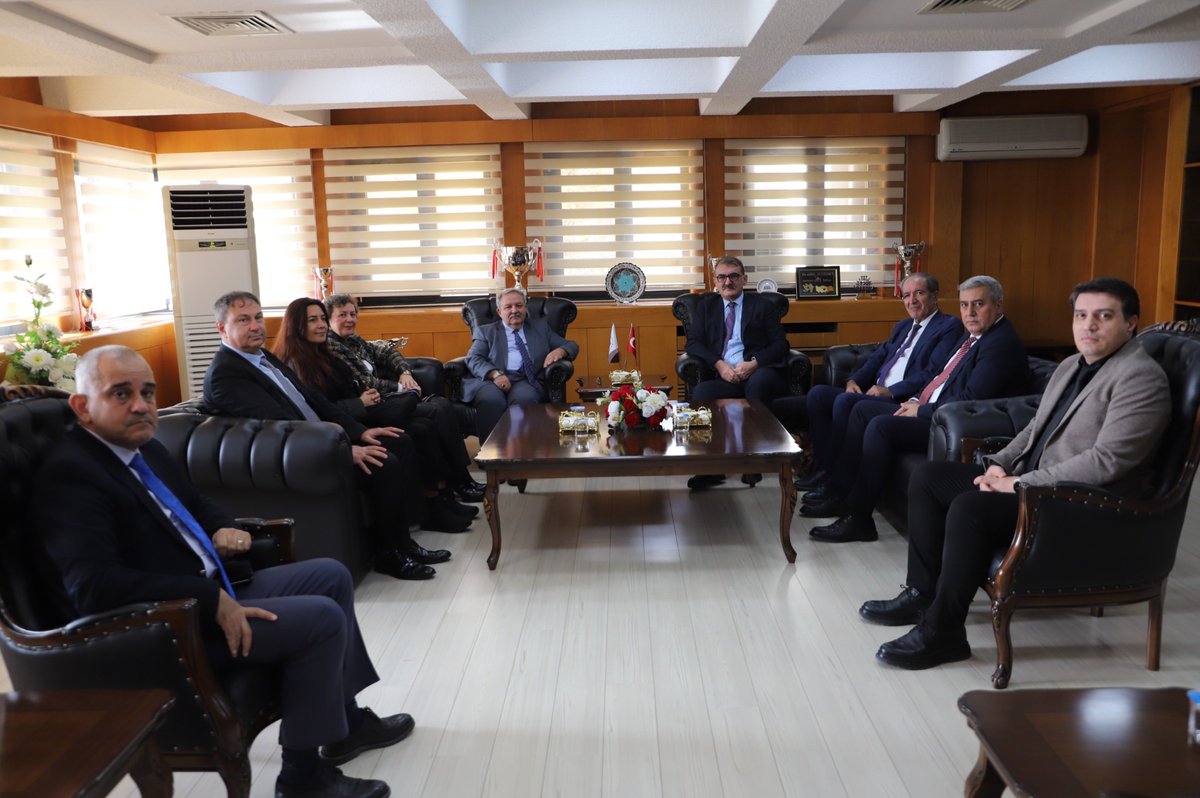 Fırat Üniversitesi Rektör Yardımcısı Prof. Dr. Mahmut Doğru’yu makamında ziyaret ettik.

<a href="/RTErdogan/">Recep Tayyip Erdoğan</a> <a href="/iletisim/">T.C. İletişim Başkanlığı</a> <a href="/TCKulturTurizm/">T.C. Kültür ve Turizm Bakanlığı</a> <a href="/rtukkurumsal/">RADYO VE TELEVİZYON ÜST KURULU</a> <a href="/burhanduran/">Burhanettin Duran</a> <a href="/deniz_guler/">Deniz Güler 🇹🇷</a> <a href="/f_tecirli/">Dr. Feyzullah TECİRLİ</a> <a href="/MehmetNuriErsoy/">Mehmet Nuri Ersoy</a> <a href="/a_serbetcioglu/">M.Aydın Şerbetçioğlu</a> @efsuntekyeten <a href="/tasidris/">İdris TAŞ</a> <a href="/banugenc73/">banu genç</a> <a href="/ismailadiyaman_/">İsmail ADIYAMAN ®</a> <a href="/tulayarsal/">Tülay Arsal</a>