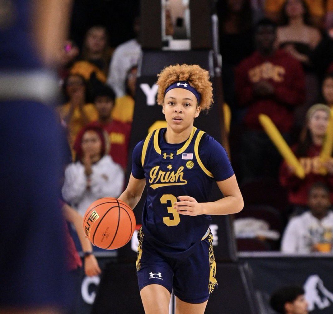 GrandTheftDalgo's tweet image. Tomorrow, the No. 24 Fighting Irish take on the No. 11 USC Trojans, another rematch from a season ago. The nation’s leading scorer, Hannah Hidalgo, looks to bounce back as Notre Dame aims to respond after a tough loss to Michigan. ☘️🔥