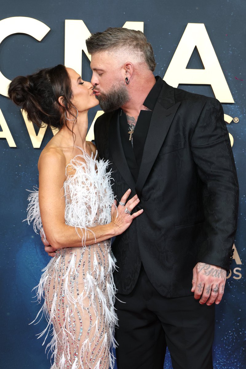 Brantley Gilbert tweet media