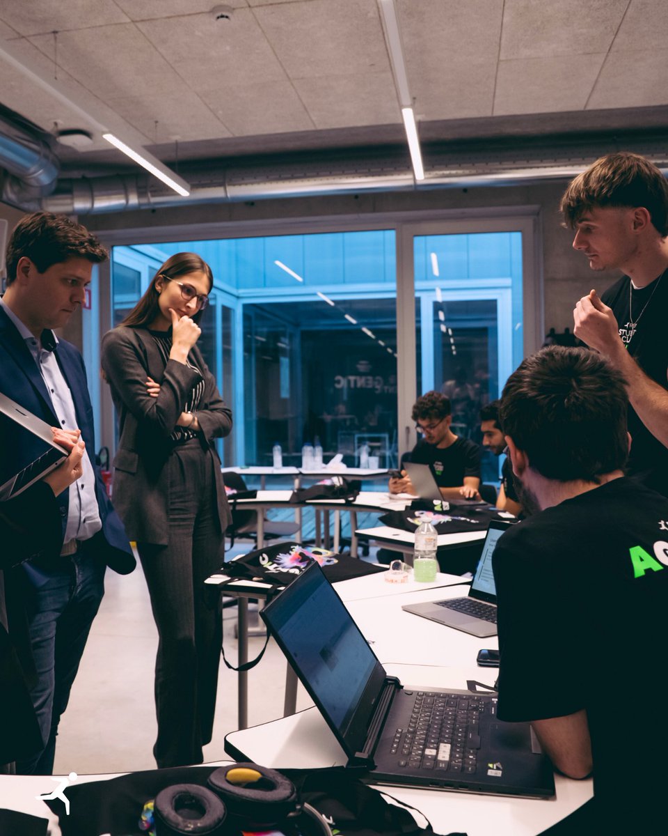 ReplyULabs's tweet image. Earlier this week, the Reply Student Clash 2025 landed at @HECLiege, bringing another wave of ideas, teamwork, and #AgenticAI creativity.

Europe’s top universities are officially in Clash mode 🤩💪

Who will win it? 💥

#StudentClash