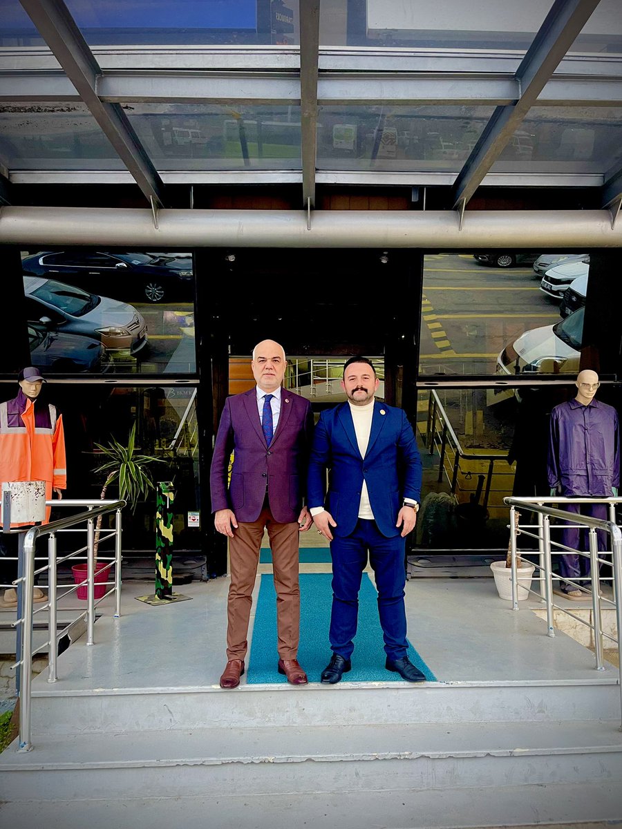 Çok Kıymetli Abim Balaban Grup Müdürü Hakan Can Abimizi Makamında Ziyaret Ettim Hoşsohbet Misafirperverliği için Kendisine Çok Teşekkür Ederim Varlığın Daim Olsun  Kıymetli Abim…