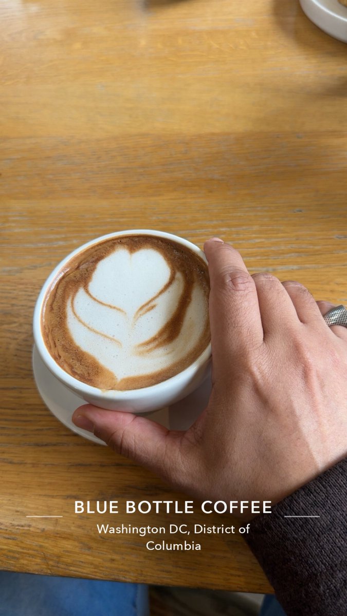 لا مرني طيفك تقهويت وياه ..
طبعي كريم و طيفك أغلى ضيوفي ..

#حكايه 
12:25 pm