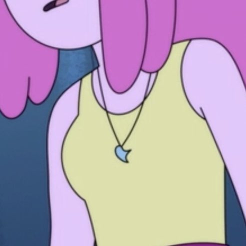 p3pbutt's tweet image. THE MATCHING HEART NECKLACES ARE YOU KIDDING ME 💔💔💔💔💔😭😭😭😭😭😭