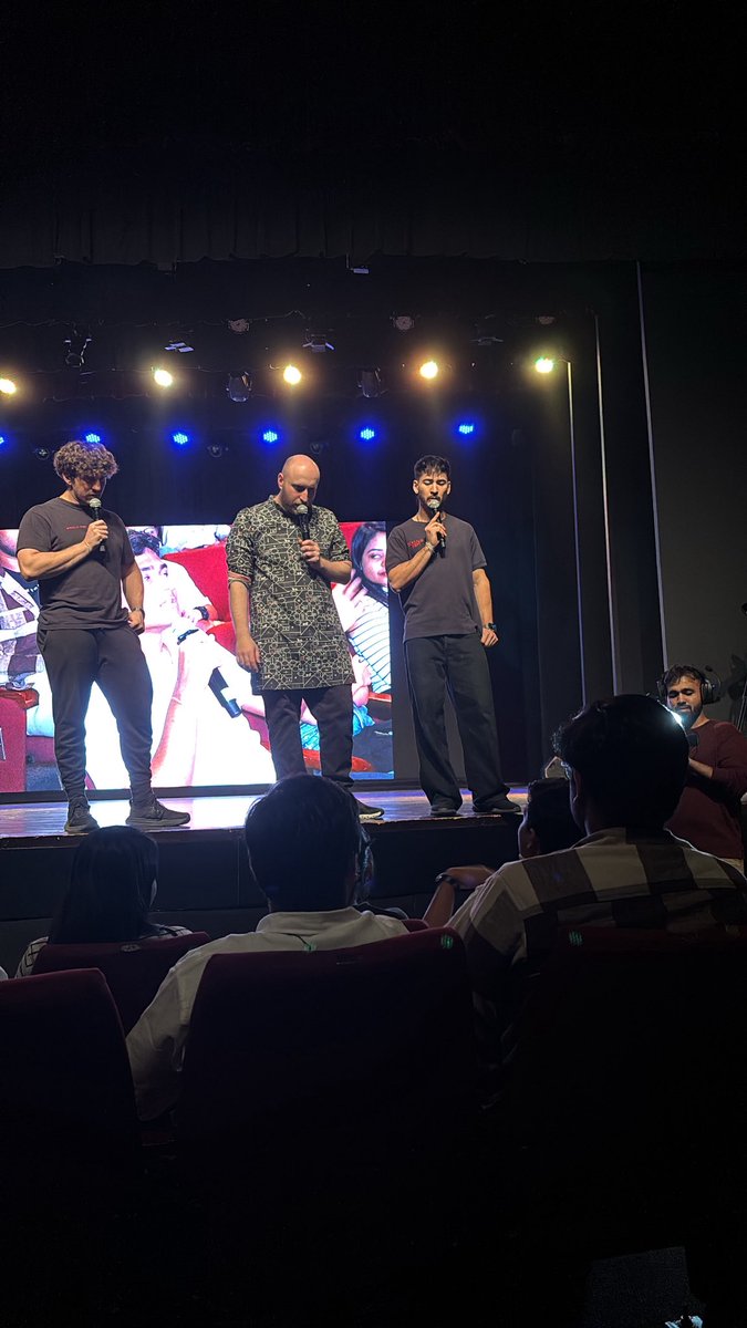 hrishikesshhhh's tweet photo. Went to the @techroastshow Mumbai .
Had a great time!
Austin, Nikita, and Jesse are hilarious IRL, quick on their feet, and perfectly adapted their humor for Indian audiences.
Thanks for the epic show!
#TechRoastShow https://t.co/HHBgj7wcRz