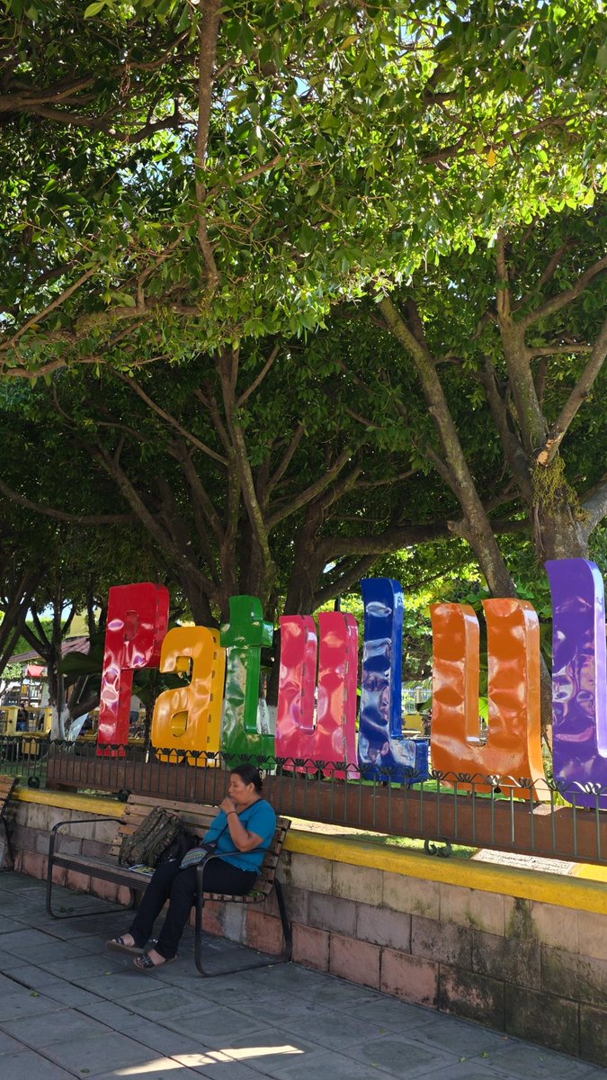 sim928's tweet photo. Alguien en patulul? https://t.co/apA3g7SjgZ