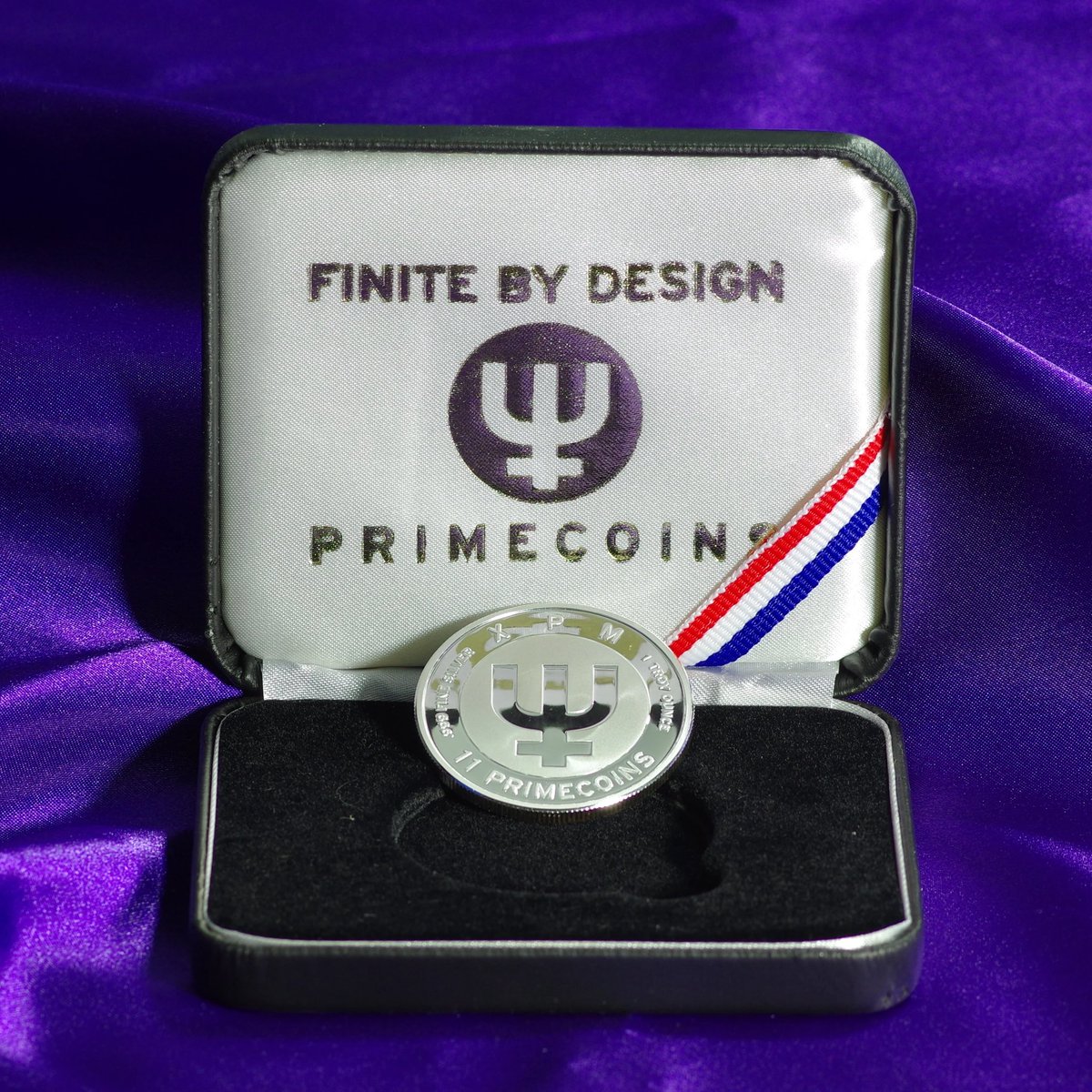 FiniteByDesign's tweet image. ✨ #ThrowbackThursday to one of the coolest crypto collectibles ever minted! ✨

Remember the Primecoin Fine Silver Coin? This 1 oz .999 fine silver beauty wasn’t just a collectible—it was a fusion of math, metal, and blockchain magic. Only a tiny batch was ever made, each…