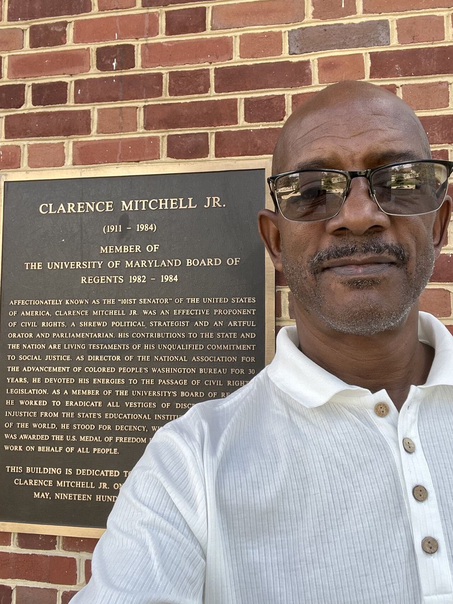 DoniGlover's tweet image. 30 years ago, I promised Dean T.J. Bryant I’d earn my doctorate. This fall, I walked onto UMD’s campus to fulfill that vow.

From my first ugly website to BMORENews.com to earning my Master’s at 60—this journey is divine order.

Read ➡️ bmorenews.com/divine-order-f…

#DBA