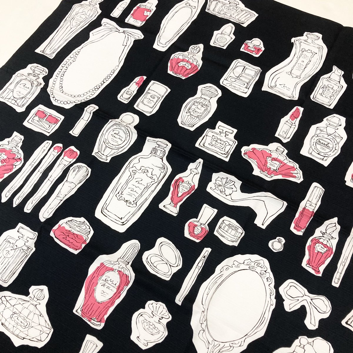 風呂敷って、なんか古風なイメージを持たれがち… でもこんな可愛い