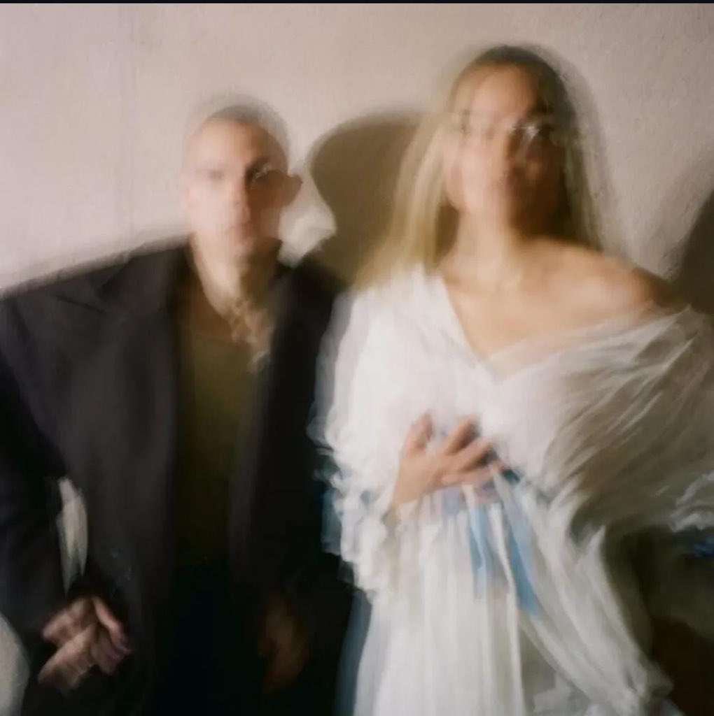 Llegó el tan anhelado momento 🥹🤍🪡
Nuevo hit, hoy!!!!

HOY ME SIENTO ÚNICA 
ÚNICA X KAROL G &amp; TAINY