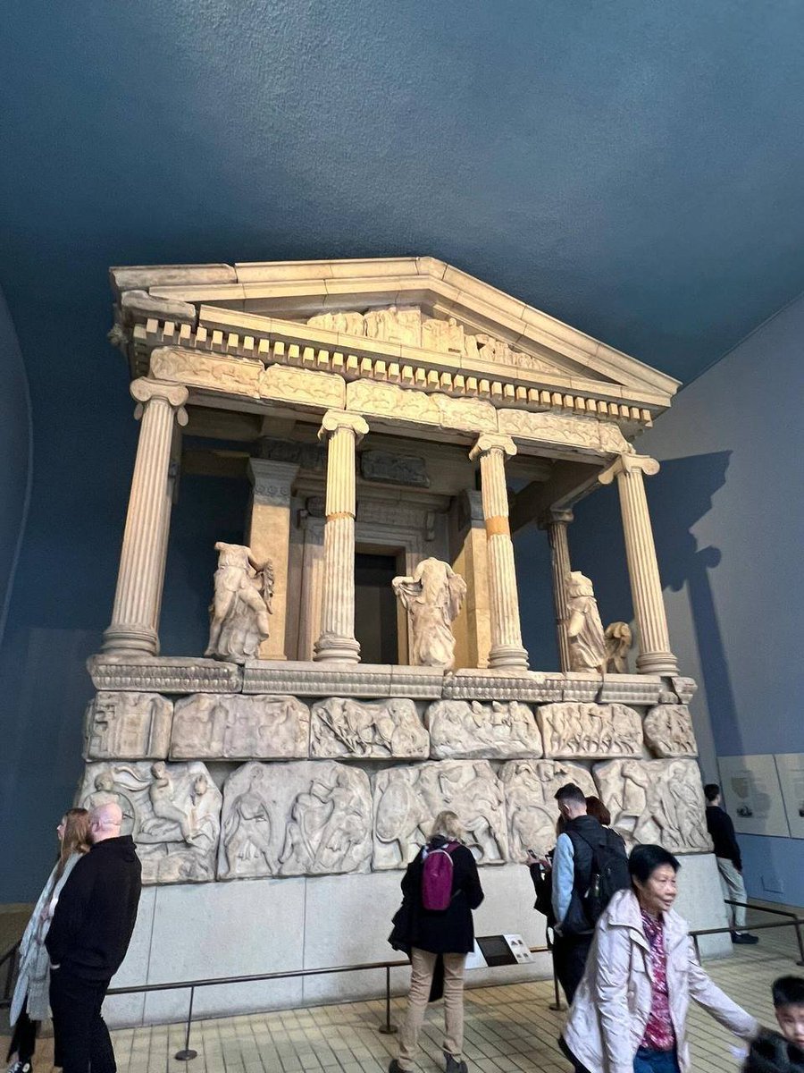Isabella893Shiv's tweet image. The British Museum, located in the heart of London, is home to an extensive collection of art and artifacts from ancient civilizations to modern times. 
#Todayvibes #visitedwithfriends
