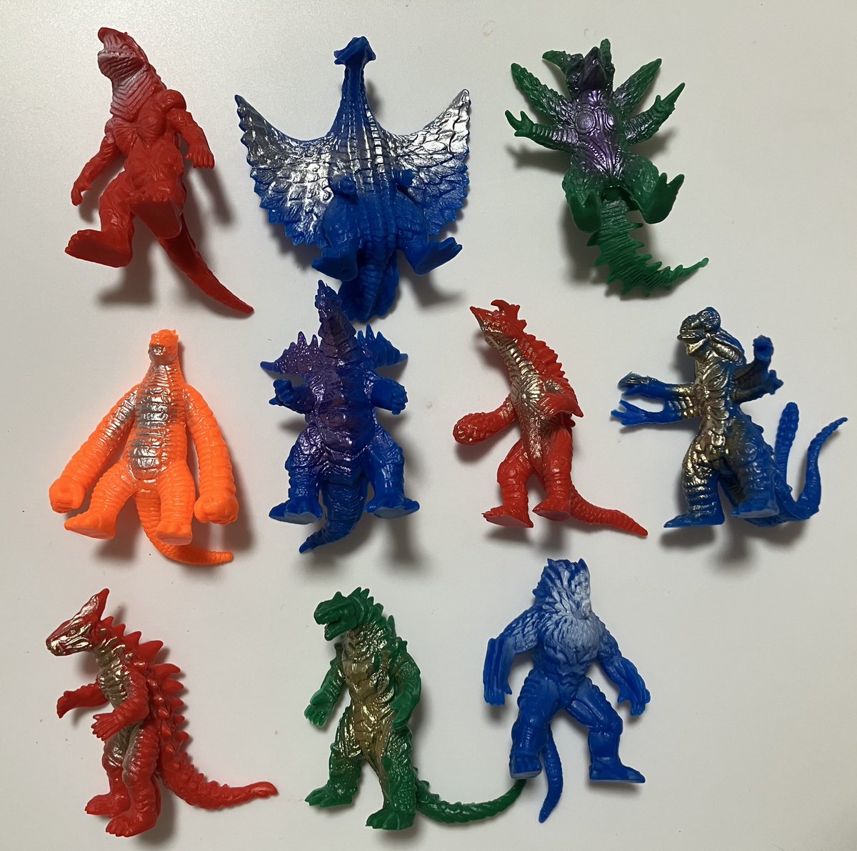 昭和のクオリティで甦る 平成の怪獣たち。 この圧倒的な違和感！！