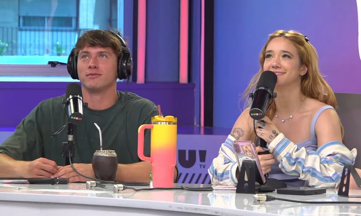 LuzuTera's tweet image. Me dan tantas lindaas vibes que cada uno se de su espacio y que hayan llegado en un momento super lindo de cada uno sin interrumpir el espacio del otro. Si ven el programa de #AVAP de hoy, habla mas o menos del estilo de relacion citando a Nico. En fin cada dia mas #margeliter 😭