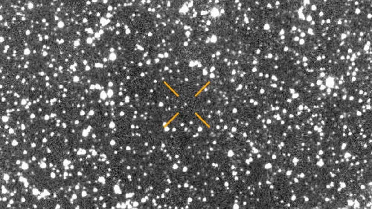 GetSmartNetwork's tweet image. Scientists have determined the size of the nucleus of interstellar comet #3IATLAS ☄️

It measured 11.2 km in width, with an uncertainty of ±0.7 km. This makes it the largest interstellar object ever detected.