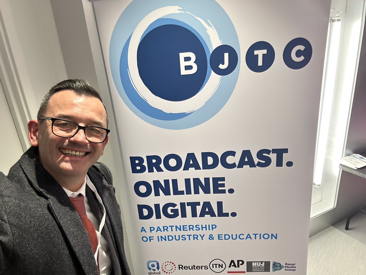 careermakeover's tweet photo. Back from the @BJTC_UK Awards and honestly, the new talent coming through is brilliant. 🎤✨Curious minds, great ideas, proper storytelling and a mix of voices that really reflects the world we’re in. The BBC’s a proud BJTC partner — and nights like this remind me👏 #BJTCAwards https://t.co/hsvCkPBjiZ