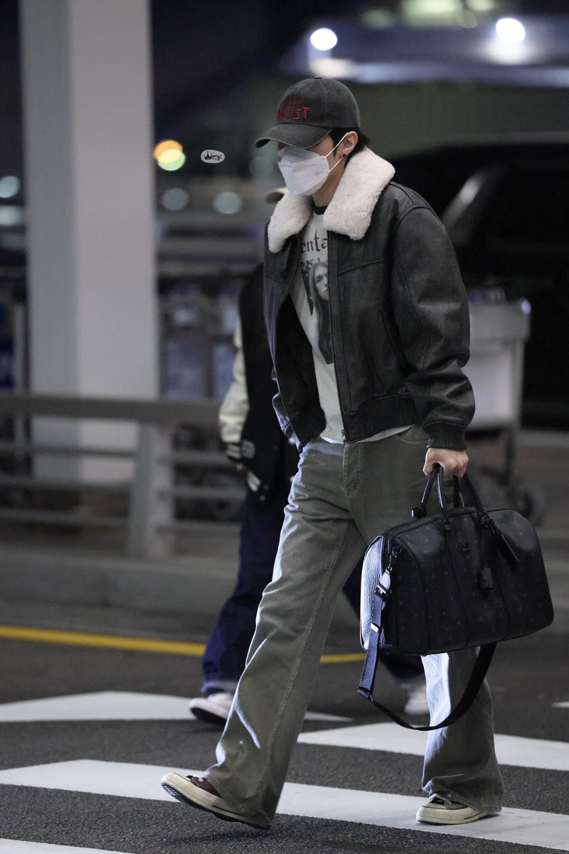 2025.NOV.21
ICN Departure

OOTD

#HENDERY #헨드리 #黄冠亨 
#威神V #WayV #WeishenV
