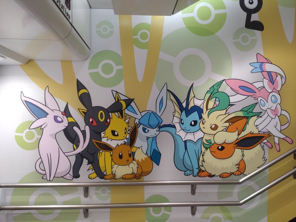 私は一番右の子が大好きなのですが、みなさんはいかがでしょうか。→東京駅キャラクターストリート #イーブイの日