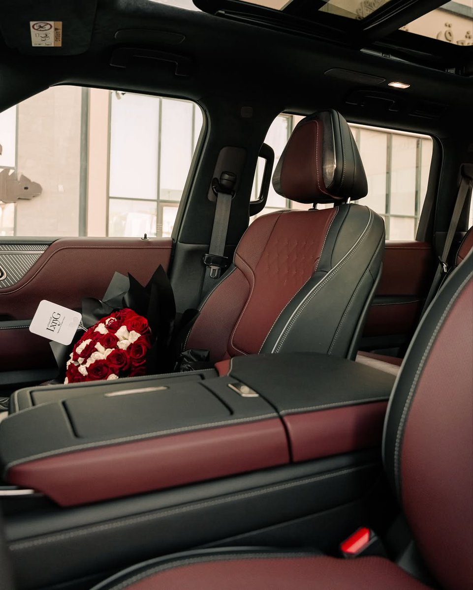INFINITIME's tweet photo. Every moment on the road is yours to experience.Capture it, share it, and tag us to watch your journey unfold.
#INFINITIME #INFINITIQX80
عش الرحلة بكل لحظة، وشاركنا تجربتك
#إنفينيتي https://t.co/v3C04PSsgE