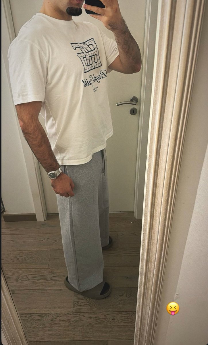 lorislgd tweet media