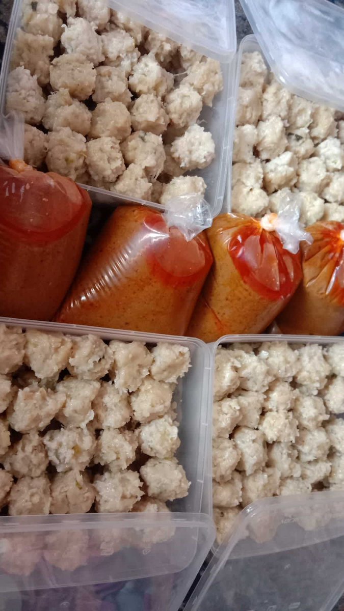 Bismillah... 
Open po simay loplop utk sabtu minggu, harga 3000/pcs, dikirim dari Bekasi