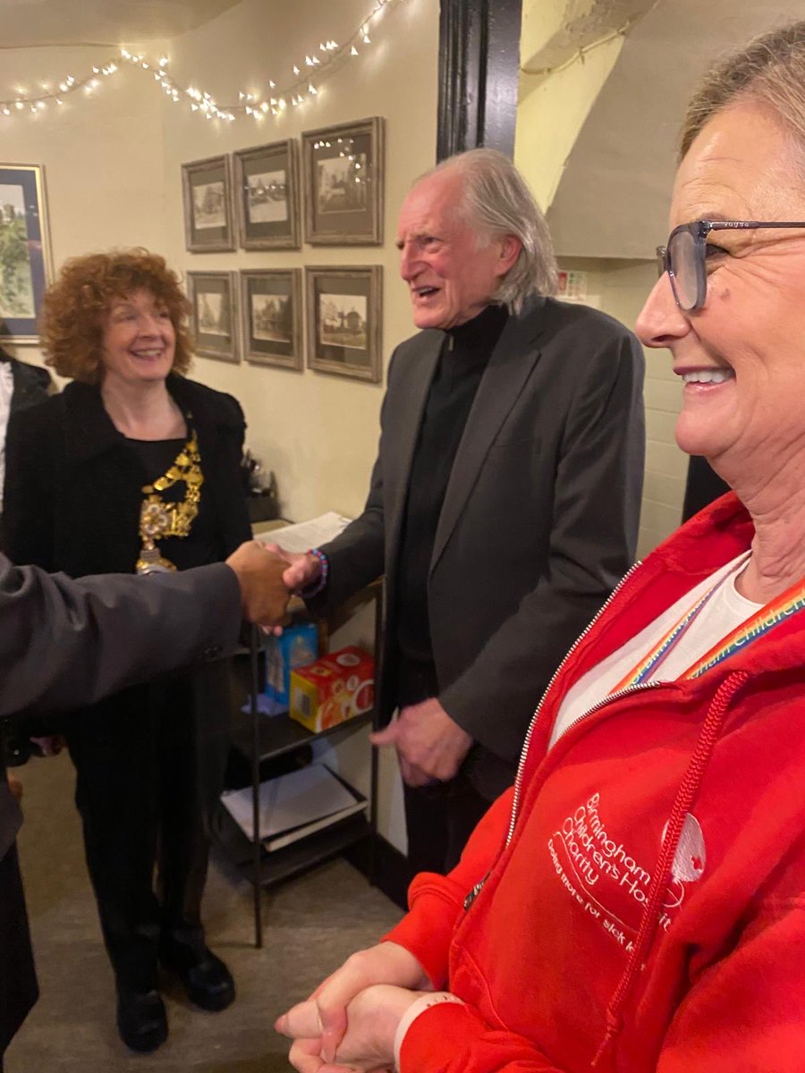A wonderful evening <a href="/OkenTeaRooms/">Thomas Oken TeaRooms</a> for the press launch of the Raise the Roof Show - ‘A Christmas with Carole’ with <a href="/bradders_david/">David Bradley</a> &amp; the mayors of #Leamington &amp; #Warwick. 

We are thrilled to once again sponsor this amazing show in aid of Birmingham Children’s Hospital ✨
