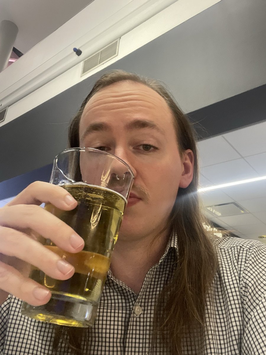 dear vegas…I AM ON THE WAY 🫡