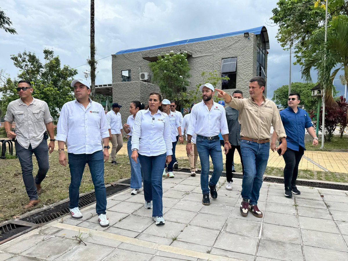 FabianGTorresC's tweet photo. Entre 2020 y 2025 transformamos el deporte en el Meta: nuevos complejos deportivos, 190 convenios solidarios y logros históricos en equipo.
Cuando trabajamos unidos, no hay meta imposible. https://t.co/Yr6vjuG1yY