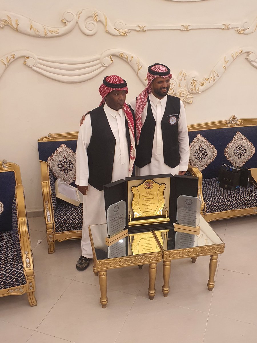 عندما يكون الحب مشترك ينجح العمل ويستمر الوجه الاعلامي الجميل والنشيط  #لحارة_اللمبات  
شكرا من القلب ولا تكفيكم .
#ghareb33