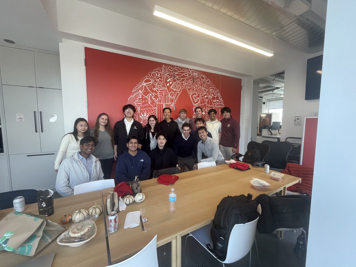 CUBlockchain's tweet image. What a great time these past three days with our first of a new semesterly sites visits. Thank you so much to
@FlowTraders, @artemis, @AlchemyLearn, @blockchaincap, @WhiteStarCap, @Collab_Currency, @AvaLabs, @alliance, @AlliumLabs, @paraficapital, @okx, @solana, @gauntlet_xyz,…