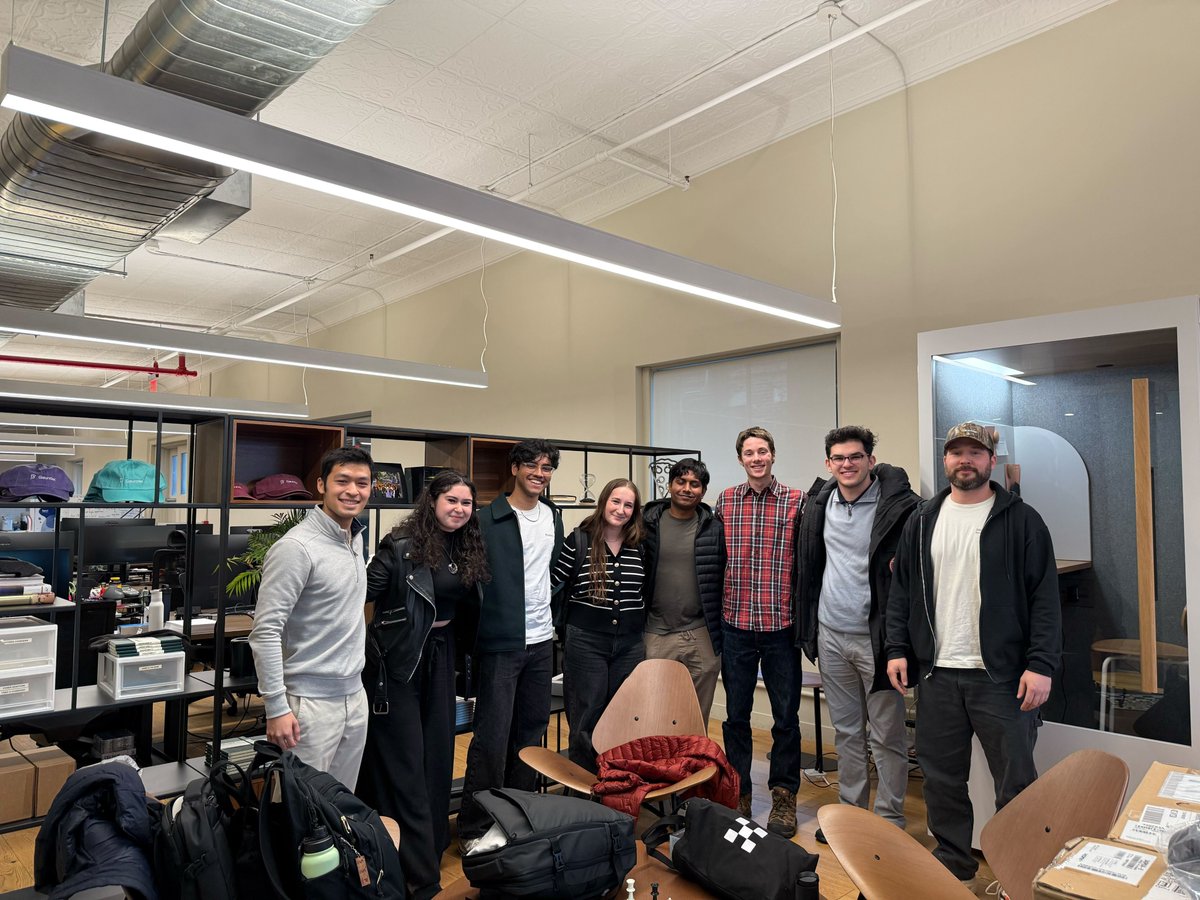 CUBlockchain's tweet image. What a great time these past three days with our first of a new semesterly sites visits. Thank you so much to
@FlowTraders, @artemis, @AlchemyLearn, @blockchaincap, @WhiteStarCap, @Collab_Currency, @AvaLabs, @alliance, @AlliumLabs, @paraficapital, @okx, @solana, @gauntlet_xyz,…