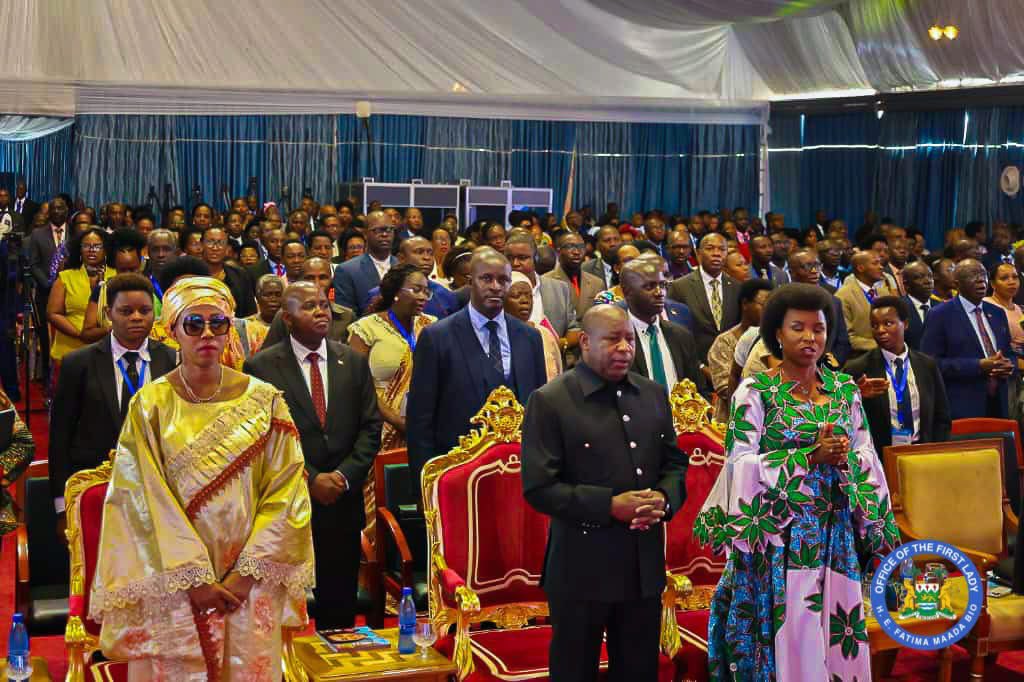 FirstLadyBio's tweet image. This afternoon, I had the honor of delivering a speech at the 6th Edition of the High-Level Forum of Women Leaders in Burundi, focusing on “Attentive Care from Childhood to Puberty for Harmonious Development.” This theme resonates deeply with my ongoing Hands Off Our Girls…
