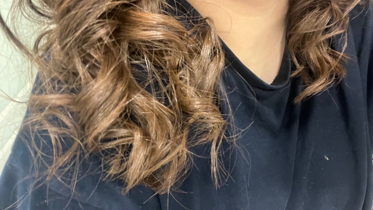 doğal rengi bu olan saclarımı siyaha boyadım