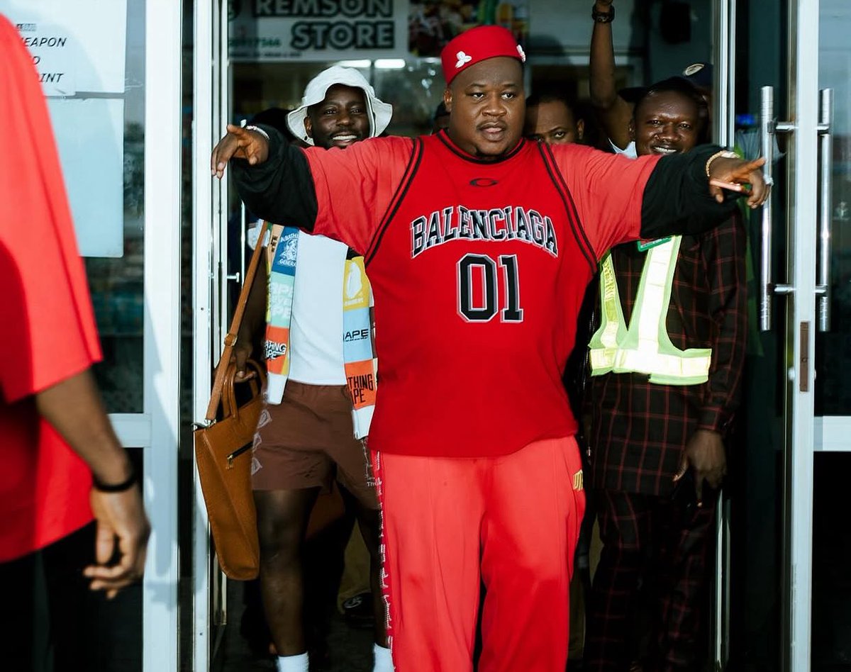 Breaking News: Cubana Chief Priest erupts over the sentencing of Mazi Nnamdi Kanu, declaring that MNK remains the undisputed leader of the South East. He accuses all of Seyi Tinubu’s Igbo associates of being bags of deceit and includes himself in that condemnation. He goes