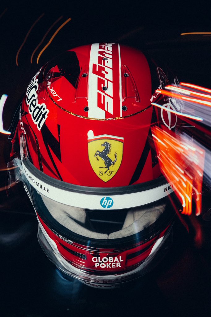 Ordering some extra sparkle for the Vegas lights 🔥