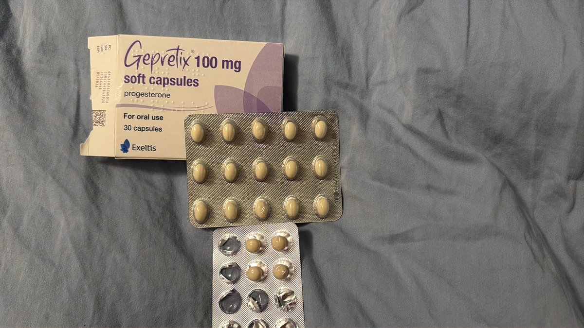 natashaloder's tweet image. Dear @drreddys this is how you make progesterone tablets 👇👇👇 OVAL 👇not round. 

Thank you to @Exeltis for knowing how a human oesophagus works.