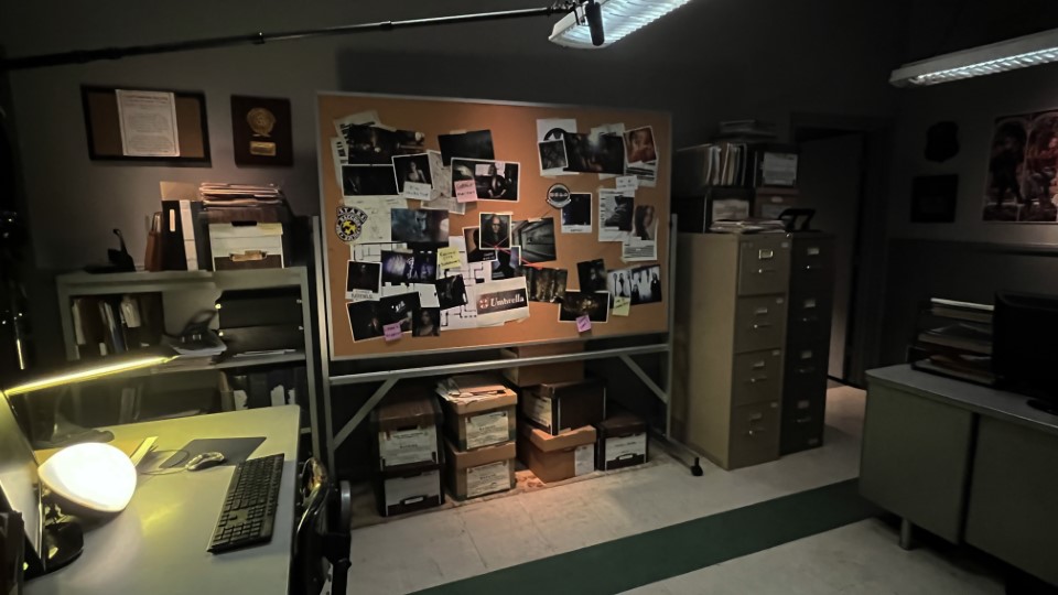 RE_Games's tweet image. Some behind the shots of our Road to Requiem video. 👀

🌿Road to Requiem series recap: youtu.be/SQODLCylKbM

🗺️ Raccoon City map signed by Maggie Robertson giveaway: bit.ly/raccooncitymap