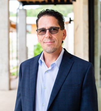 HoldsworthCentr's tweet image. 🎉Congratulations to Holdsworth Alum Dr. Brian Lusk, named the lone finalist for Superintendent in @ELPASO_ISD! With a proven track record of exceptional leadership, he brings invaluable experience to the role. #TexasEducation #Leadership #Superintendent bit.ly/4rcSwdU